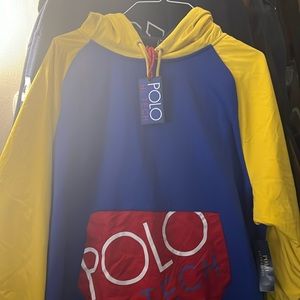 Polo hi tech XL  hoodie new unwarned